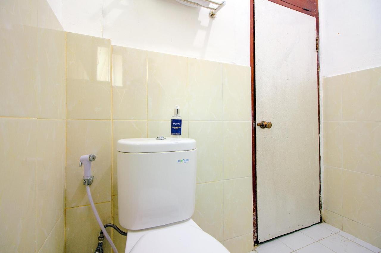 Spot On 2107 Ijo Pupus Syariah Residence Baturetno Exterior photo