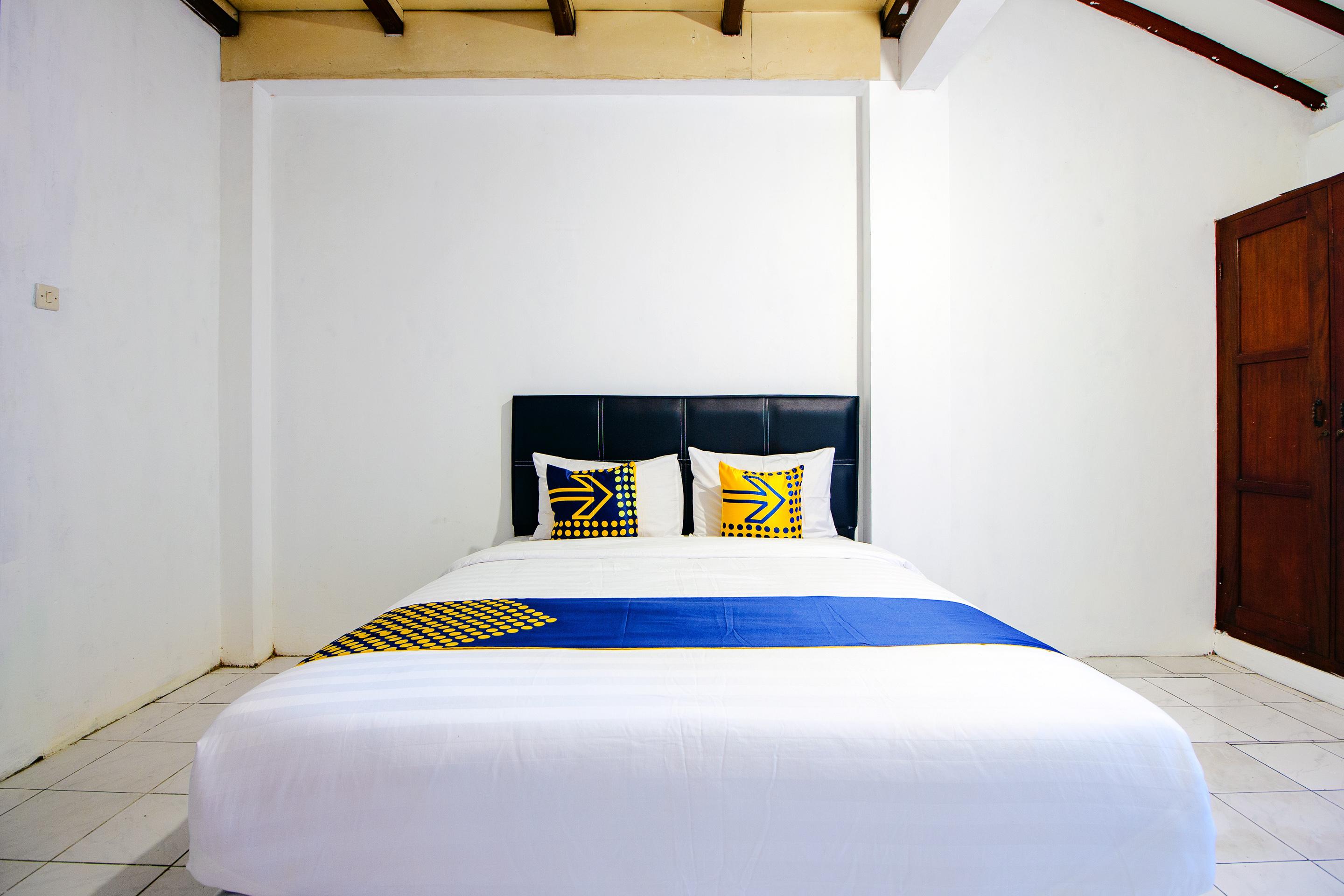 Spot On 2107 Ijo Pupus Syariah Residence Baturetno Exterior photo