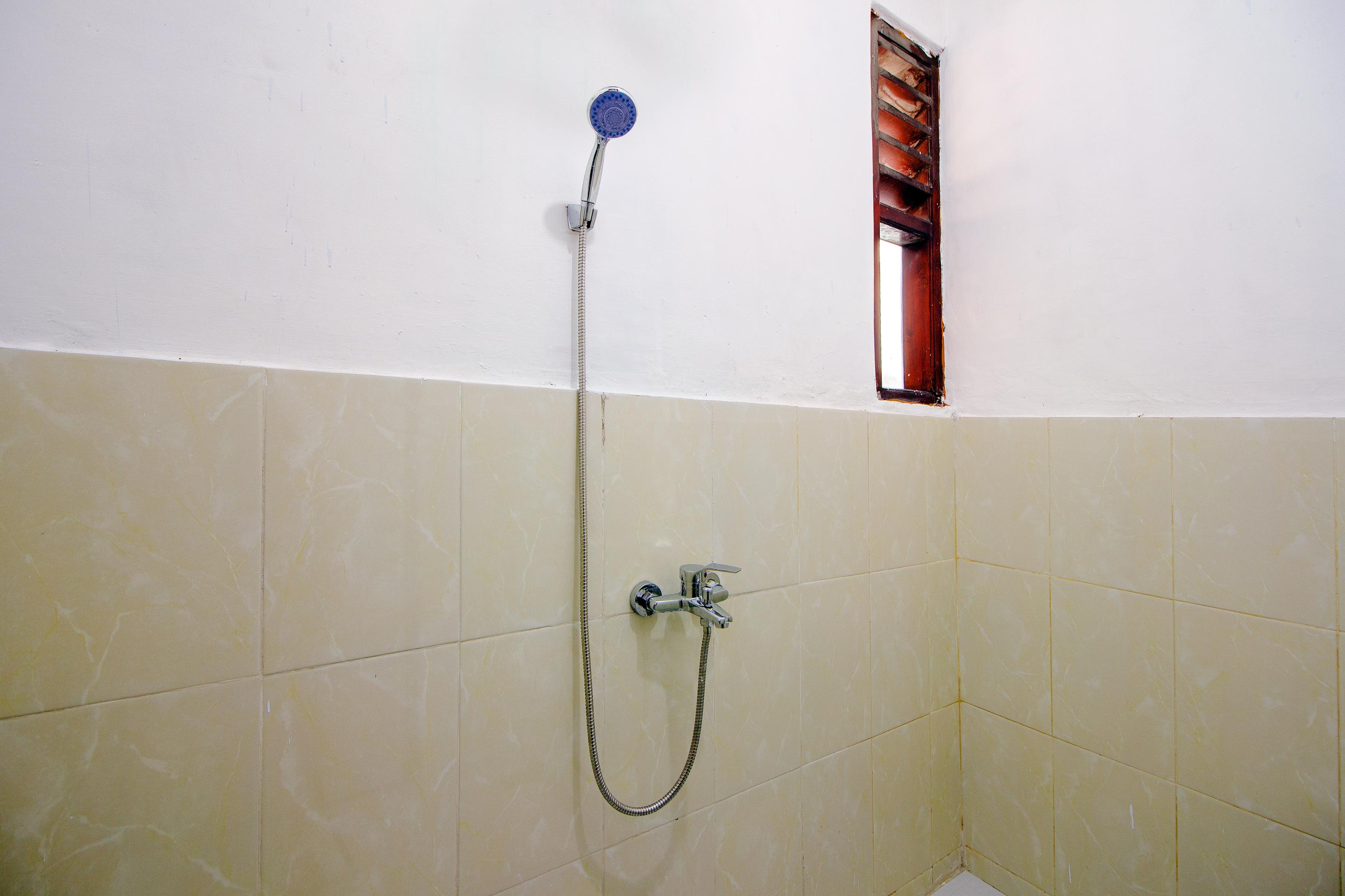 Spot On 2107 Ijo Pupus Syariah Residence Baturetno Exterior photo