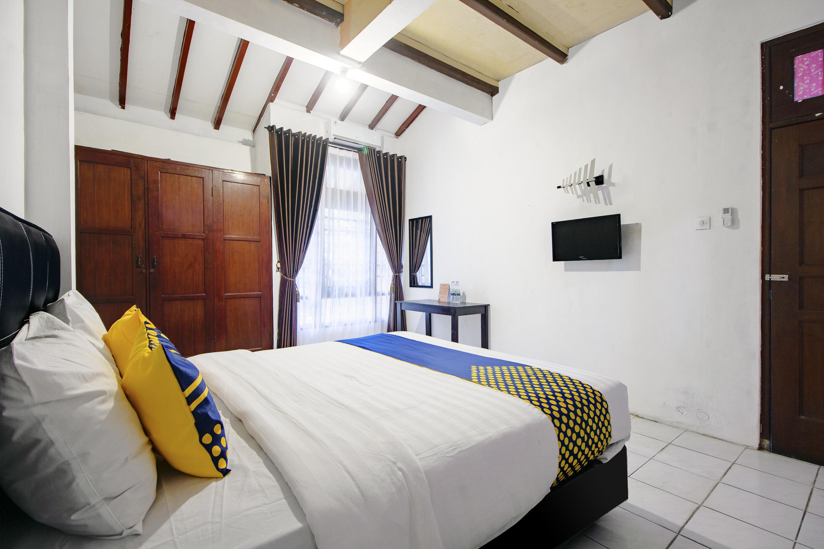 Spot On 2107 Ijo Pupus Syariah Residence Baturetno Exterior photo