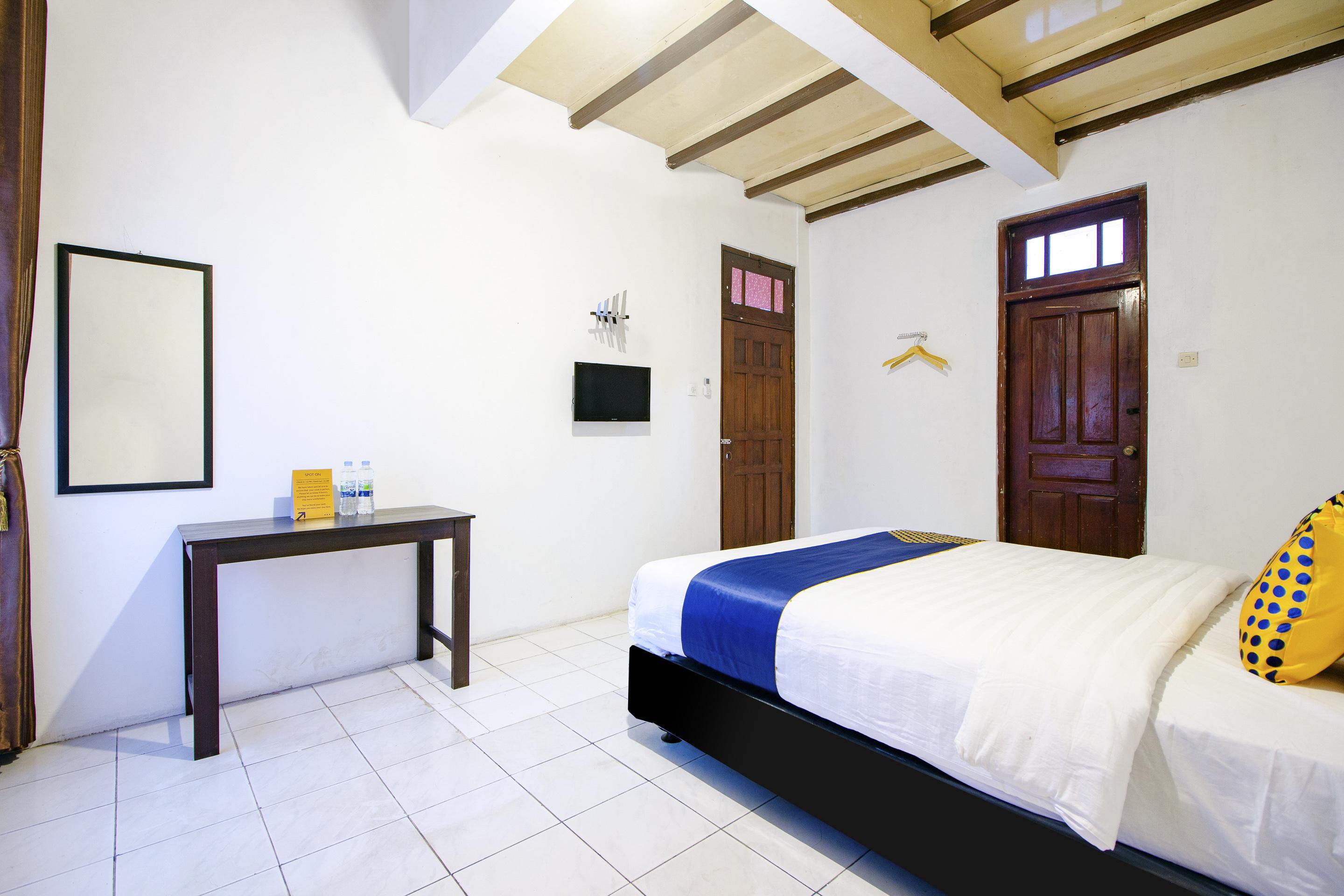 Spot On 2107 Ijo Pupus Syariah Residence Baturetno Exterior photo
