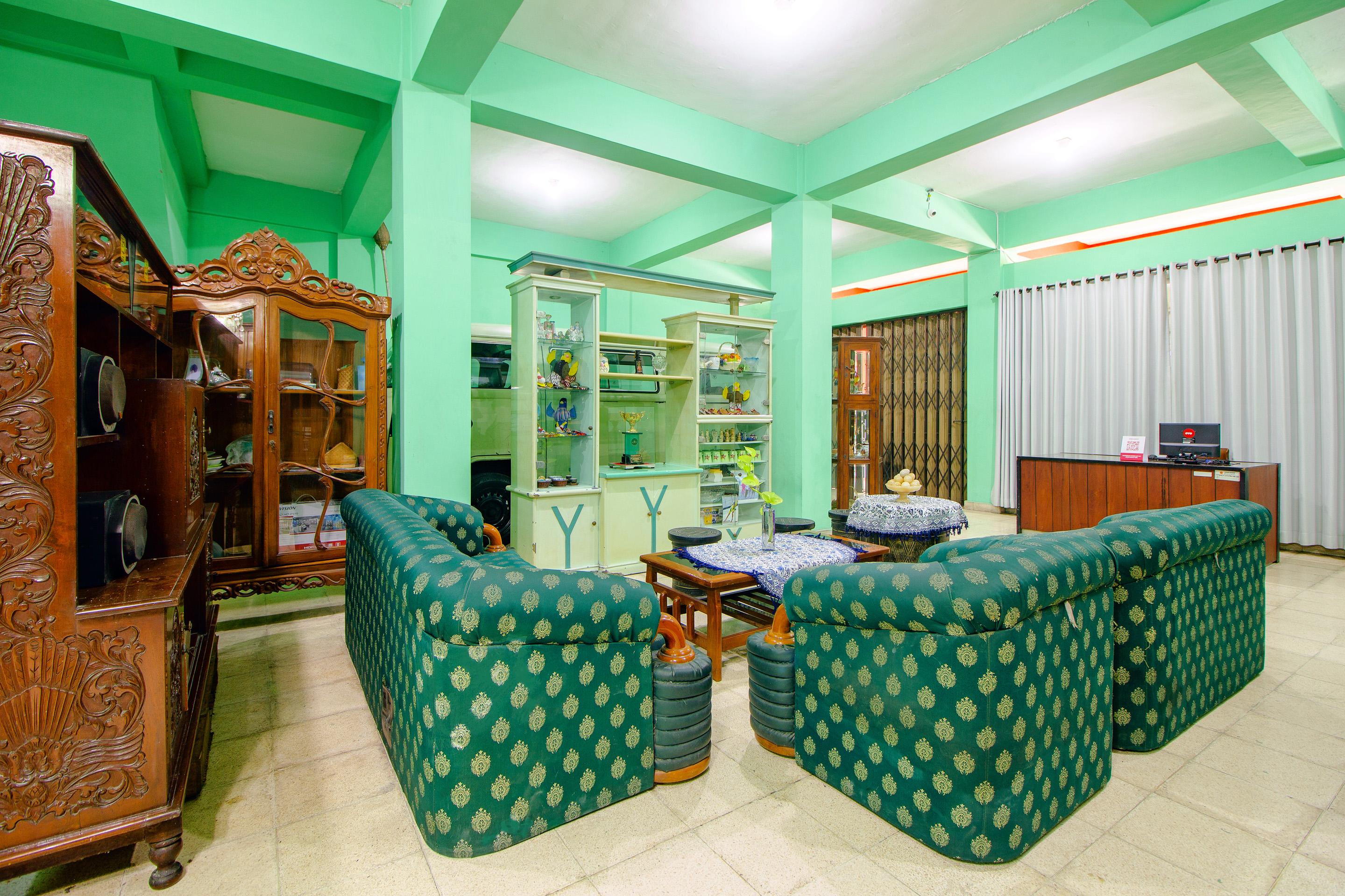 Spot On 2107 Ijo Pupus Syariah Residence Baturetno Exterior photo