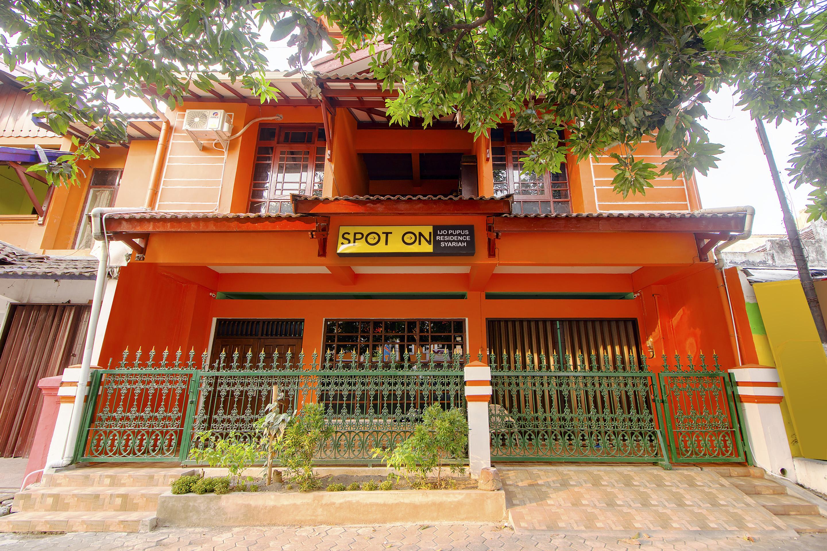 Spot On 2107 Ijo Pupus Syariah Residence Baturetno Exterior photo