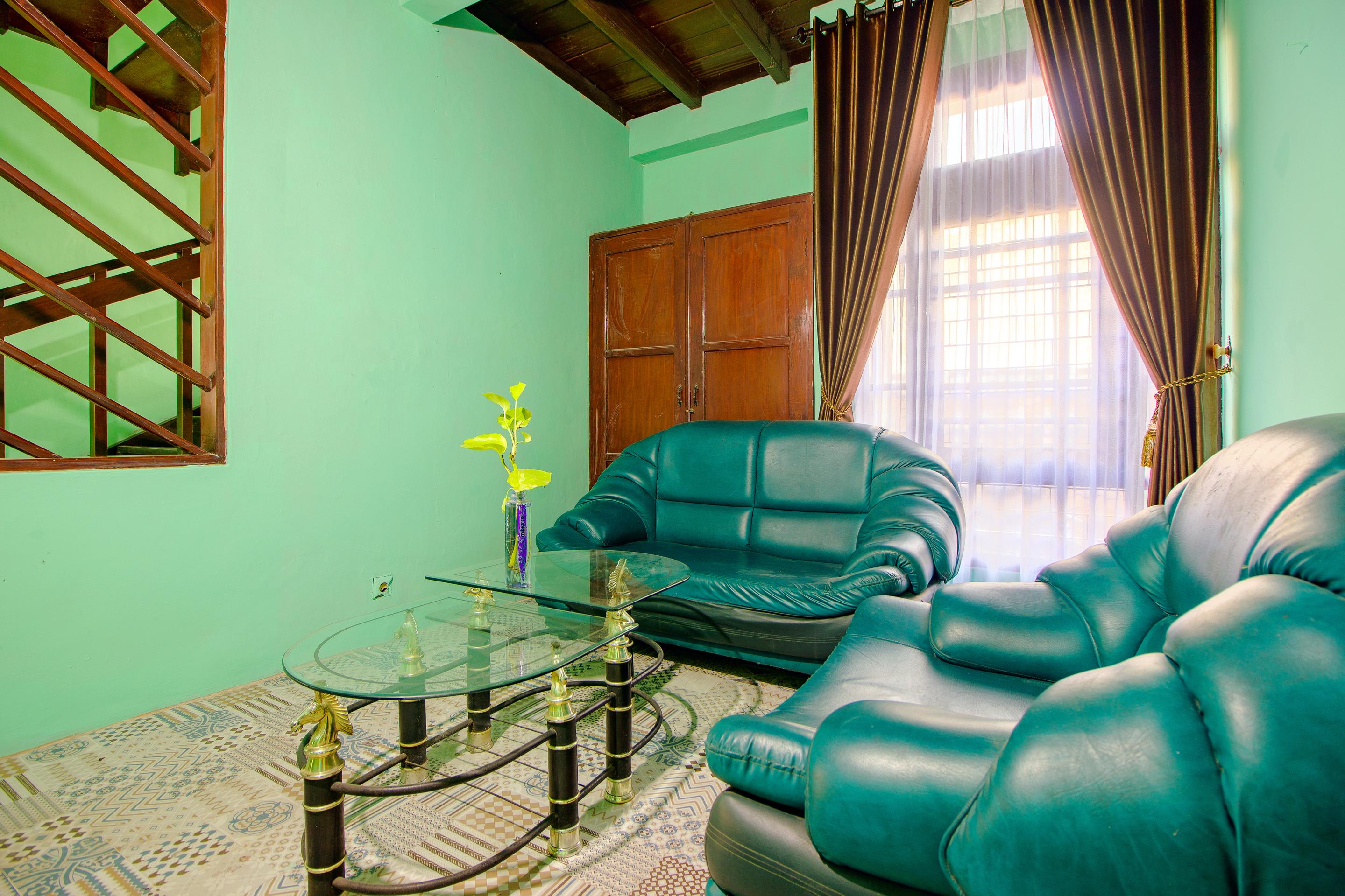 Spot On 2107 Ijo Pupus Syariah Residence Baturetno Exterior photo