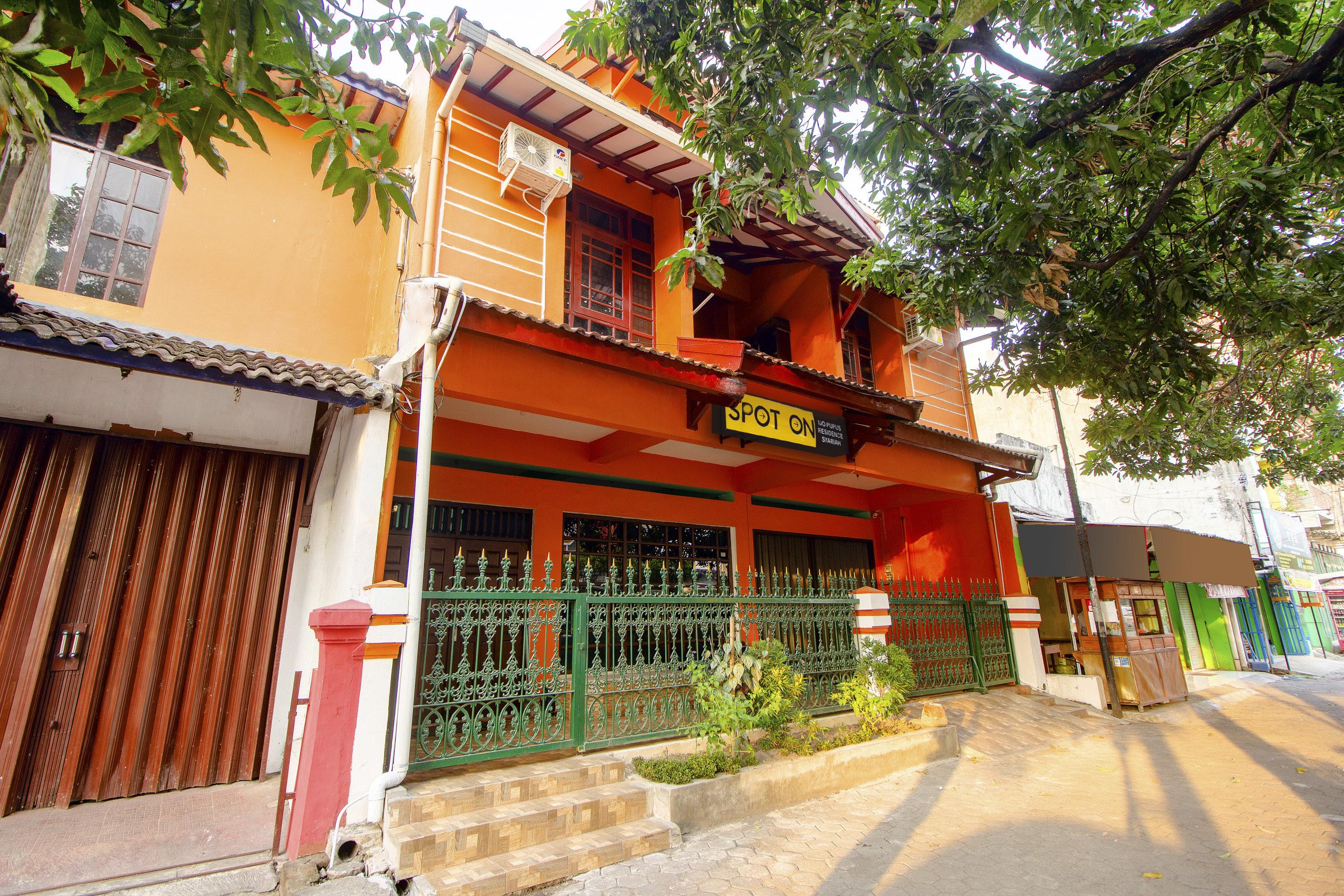 Spot On 2107 Ijo Pupus Syariah Residence Baturetno Exterior photo