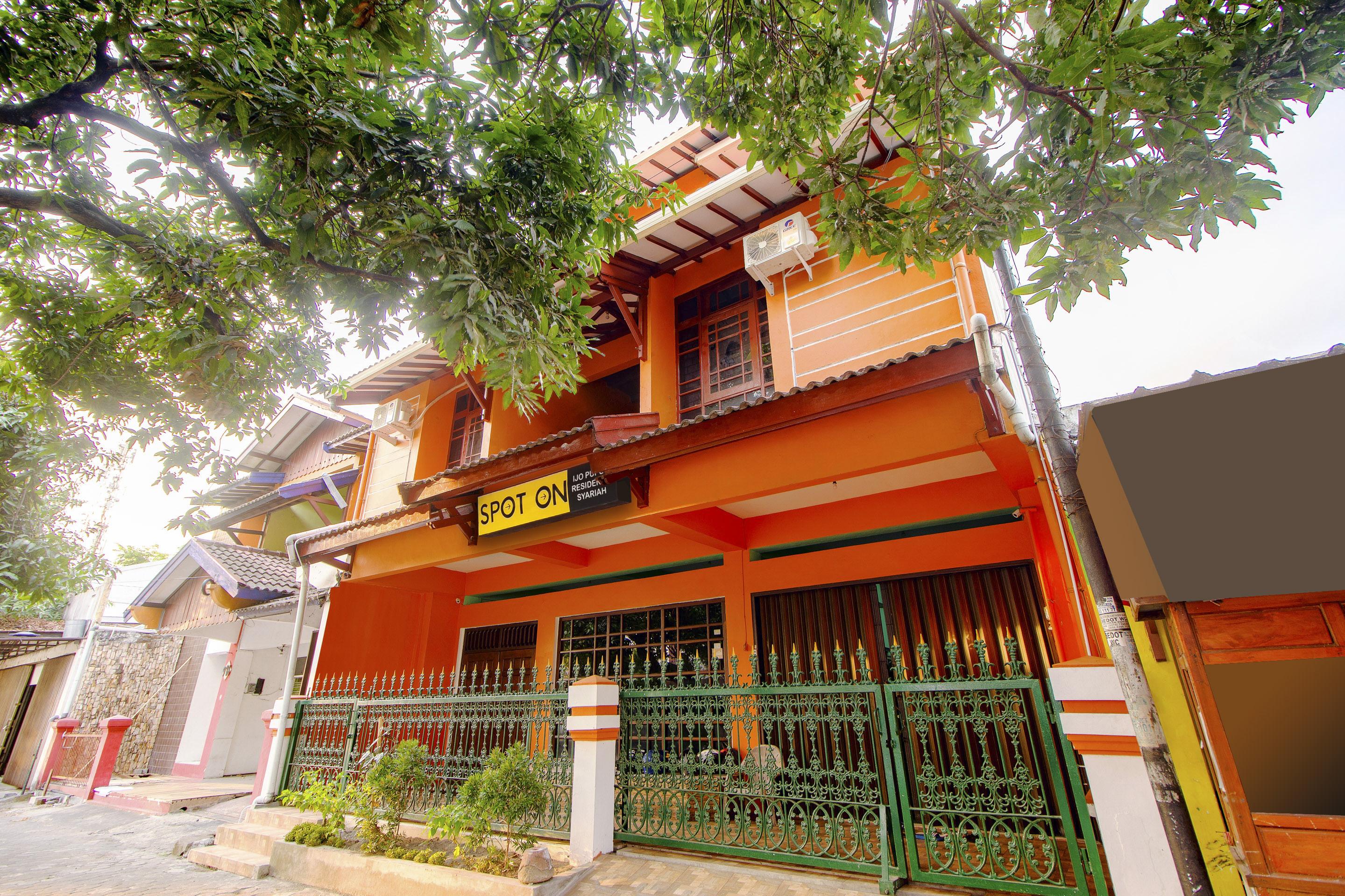 Spot On 2107 Ijo Pupus Syariah Residence Baturetno Exterior photo