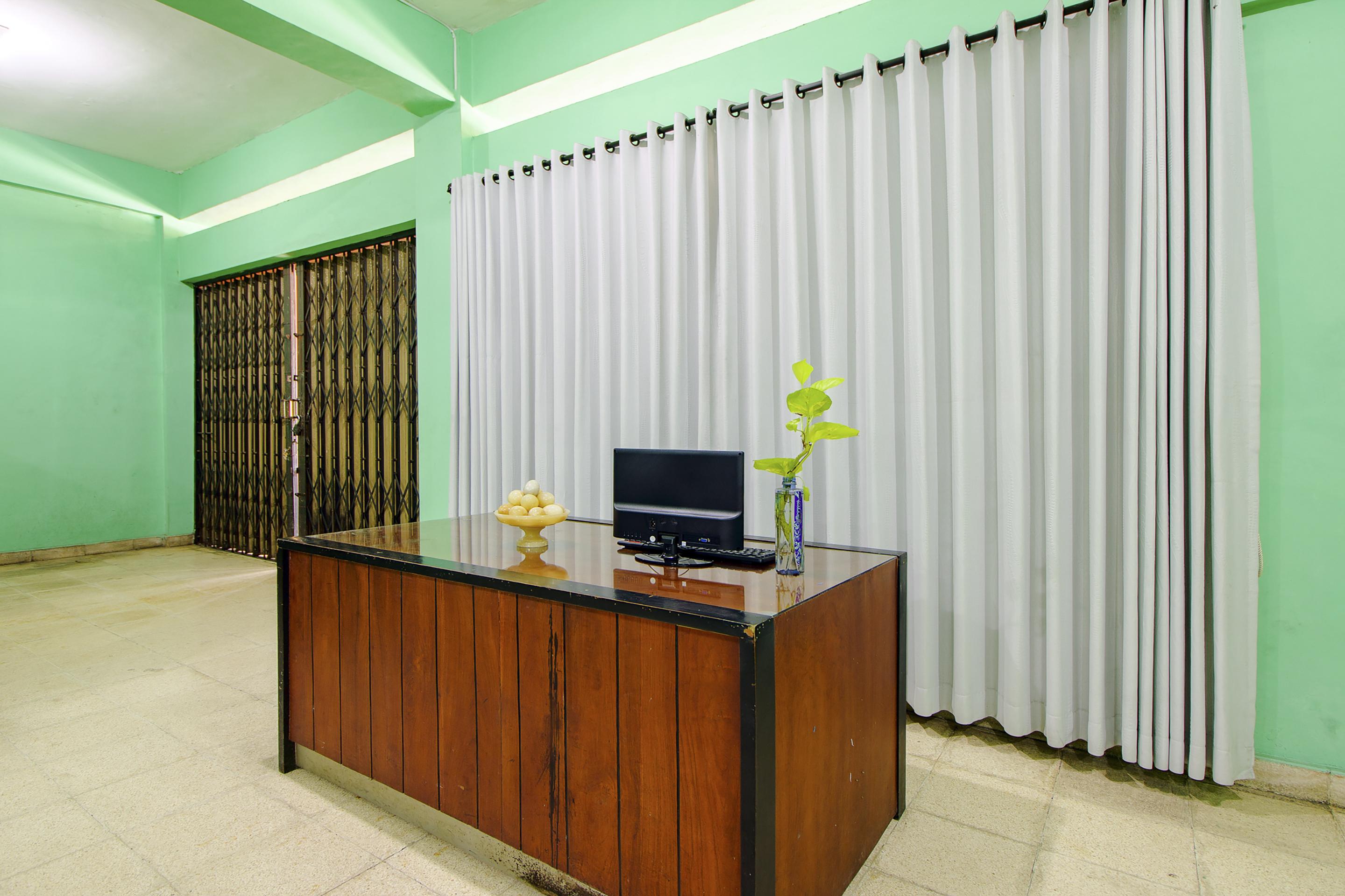 Spot On 2107 Ijo Pupus Syariah Residence Baturetno Exterior photo